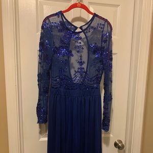 ❤️Embellished Formal Dress-Show Stopper❤️